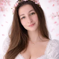 MiraDessa's Profile Pic