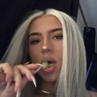 TwinkleGirlXO's Profile Pic