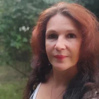 Gambar Profil Bella_Spark