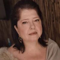 Ảnh Đại Diện Violet_Pulse