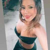 sharithasm Adlı Modelin Avatarı