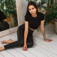 MelissaCaroll's Avatar Pic