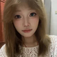Q_mini's Profile Pic