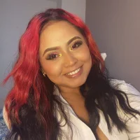 Ayshell33's Profile Pic
