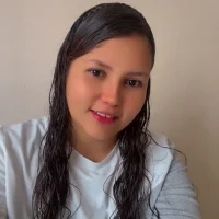 Queenbey's Profile Pic