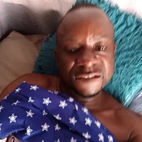 รูปอวาตาร์ของ ZimbabweanDick