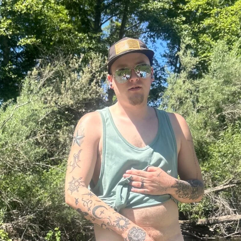 Tattoodaddycumslut profile photo