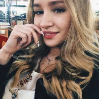 MonicaMeow's Profile Pic