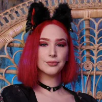 รูปอวาตาร  ์ของ LanaLunar_