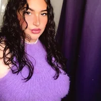 yasminebellucci Φωτ, Προφίλ