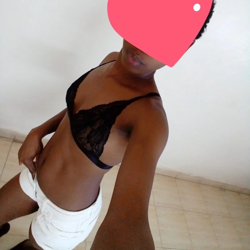 cece_kits Stripchat profile image