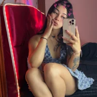 emily_24x's Avatar Pic