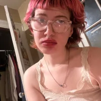 gothpinkalien's Profile Pic