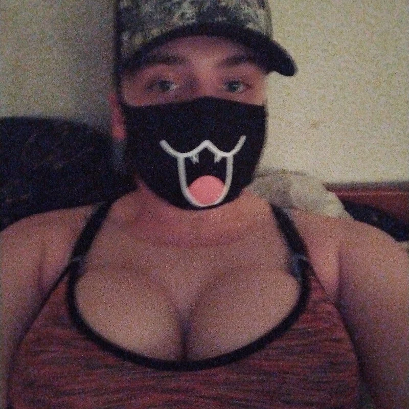 XXLyoutr profile photo