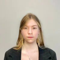 AlizeeLaperi's Profile Pic