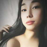 Ảnh Đại Diện Emerald_DeLuxe