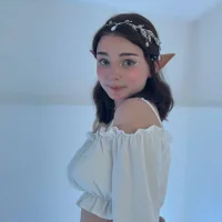 floret__joy's Profile Pic