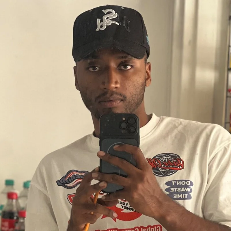 Mivhael27j profile photo