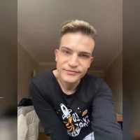 รูปโปรไฟล์ของ mrtvrlkk