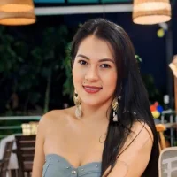 Bella30_'s Profile Pic