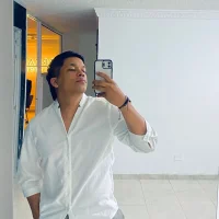 Nicolas_4u's Profile Pic