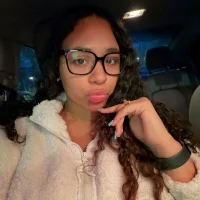 jousanie's Profile Pic
