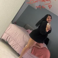 Darlacastillo's Profile Pic