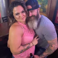 صورة الملف الشخصي لـ nakedpaintersbeard