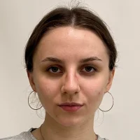 LynetHelling's Profile Pic