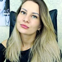 CharmingRose's Profile Pic