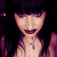 Victoriaviolet666, вебкам-модель Stripchat