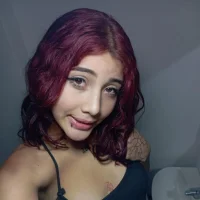 Sabrine18's Profile Pic