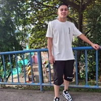 Esk219's Profile Pic