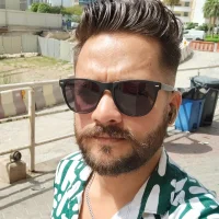 sona112233's Profile Pic
