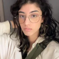 Amelia_Wolfson's Profile Pic