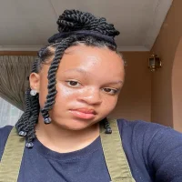 LillyPeachy21x's Profilna slika