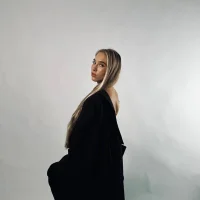 PhyllisCoey's Avatar Pic