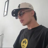 latinboy_21A webcam