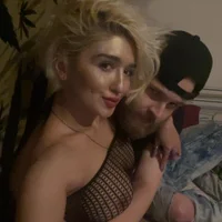 Bonnie_und_Clyde's Profile Pic