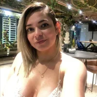 -Jennifer's Profile Pic