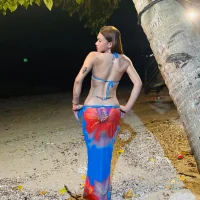 blowzy_sexy Adlı Modelin Avatarı