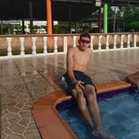 Alex_2004's Avatar Pic
