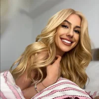 Belle_Blondy