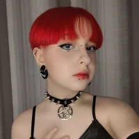 MiaLyall's Profile Pic