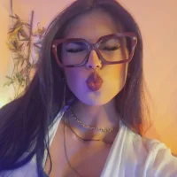 Alicee_Levine Gambar Avatar