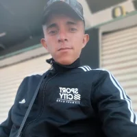 Axicolom1991's Profile Pic