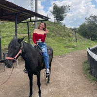 alisson_zafiro_ avatarbilde