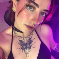 freckles_'s Avatar Pic