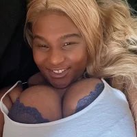 Imagem de avatar de CurvySashia