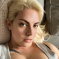 EliseMuse's Profile Pic